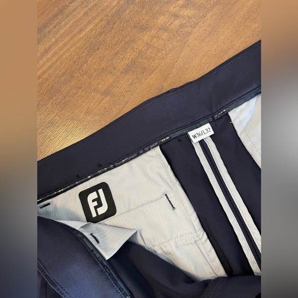 FootJoy Men's golf pants - Picture 2 of 2